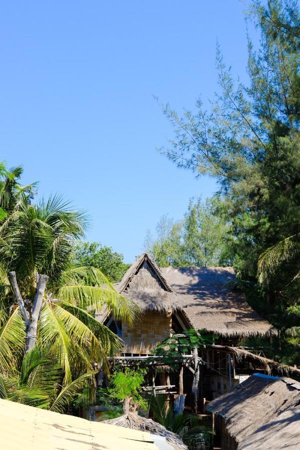 Gili Meno Eco Hostel Экстерьер фото